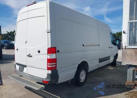 2016 Mercedes-Benz Sprinter 2500 High Roof/High Roof from USA, damaged, VIN WD3PE8DD3GP246161